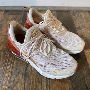 Women’s Nike Air Max